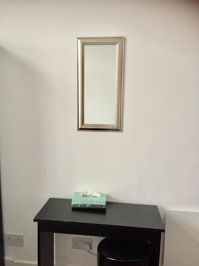 Metro House Star Accommodation لندن المظهر الخارجي الصورة