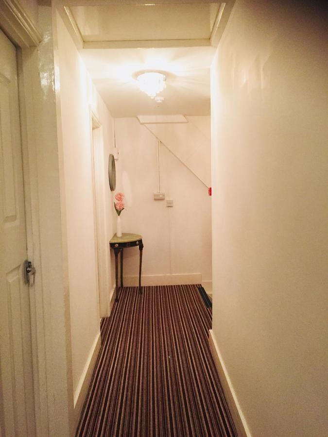 Metro House Star Accommodation لندن المظهر الخارجي الصورة