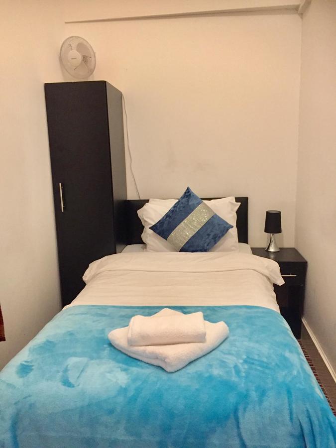 Metro House Star Accommodation لندن المظهر الخارجي الصورة