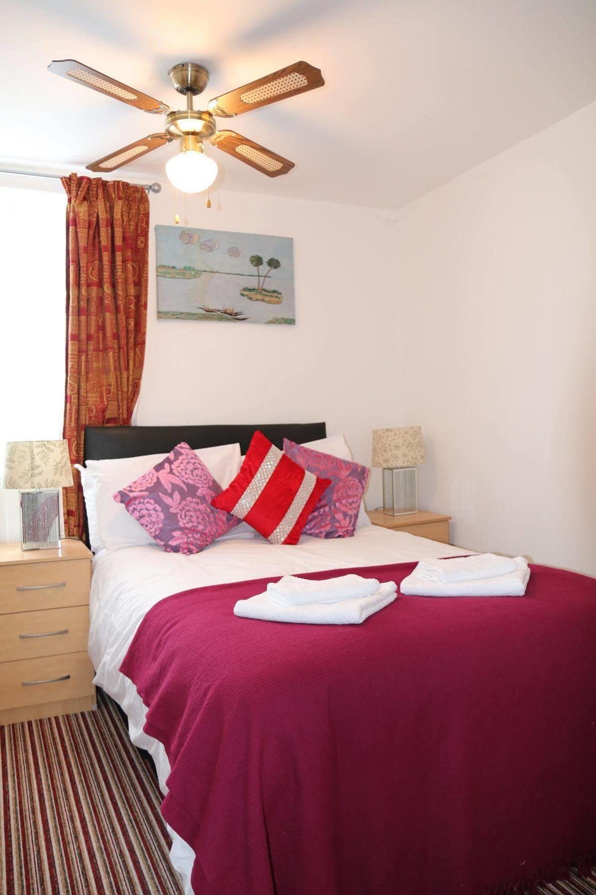Metro House Star Accommodation لندن المظهر الخارجي الصورة